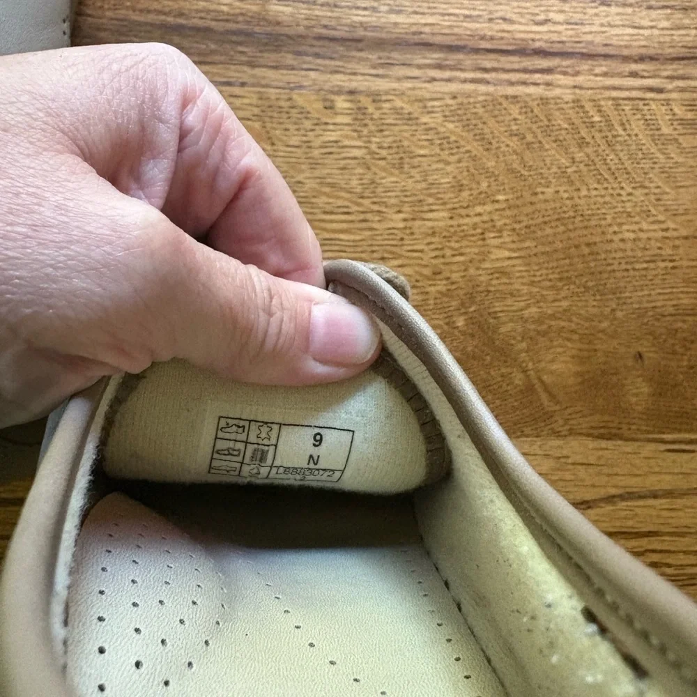 SAS size 9 Narrow Siesta Lace-up Loafer